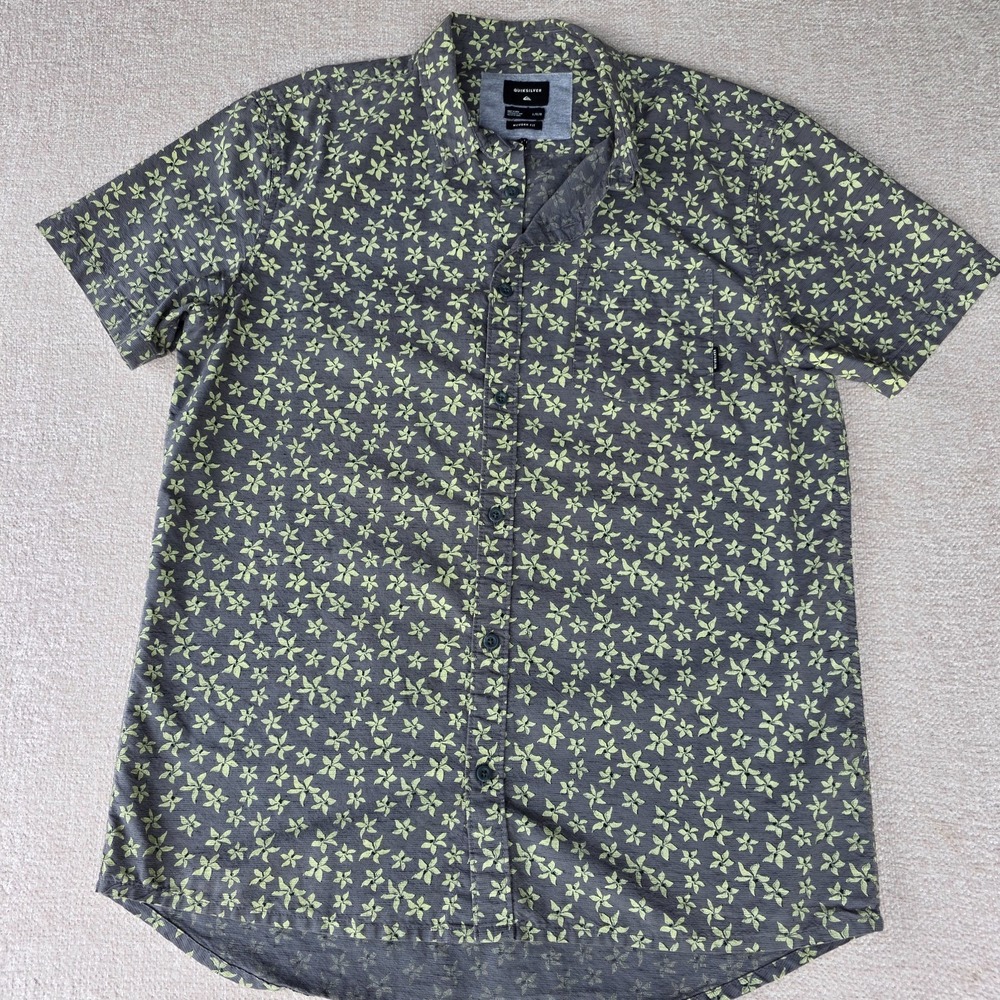 Quiksilver Mens L Floral Short Sleeve Button Down Shirt Modern Fit EQYWT03828